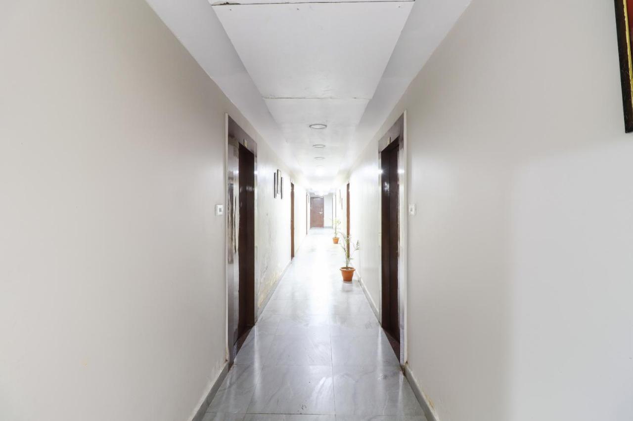 Capital O 70631 Hotel Dwarka International Darbhanga Exteriör bild